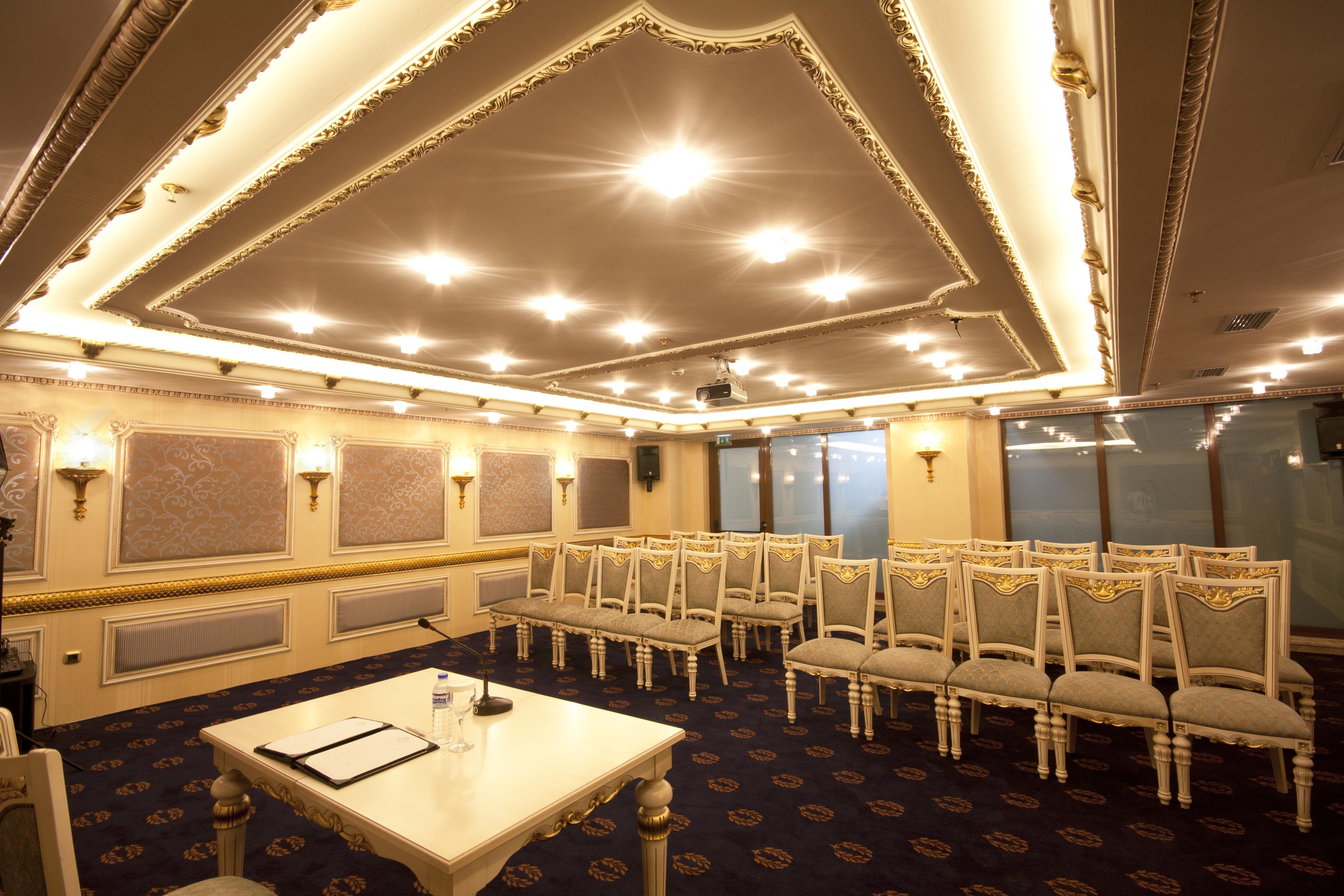 Ottoman's Life S Class Hotel Istanboel